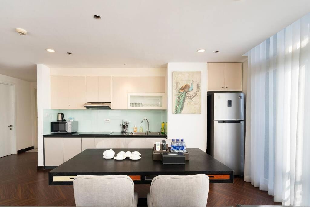The Rixx Parkview Apartment@ D1/ben Thanh/pool/gym Căn hộ TP. Hồ Chí Minh