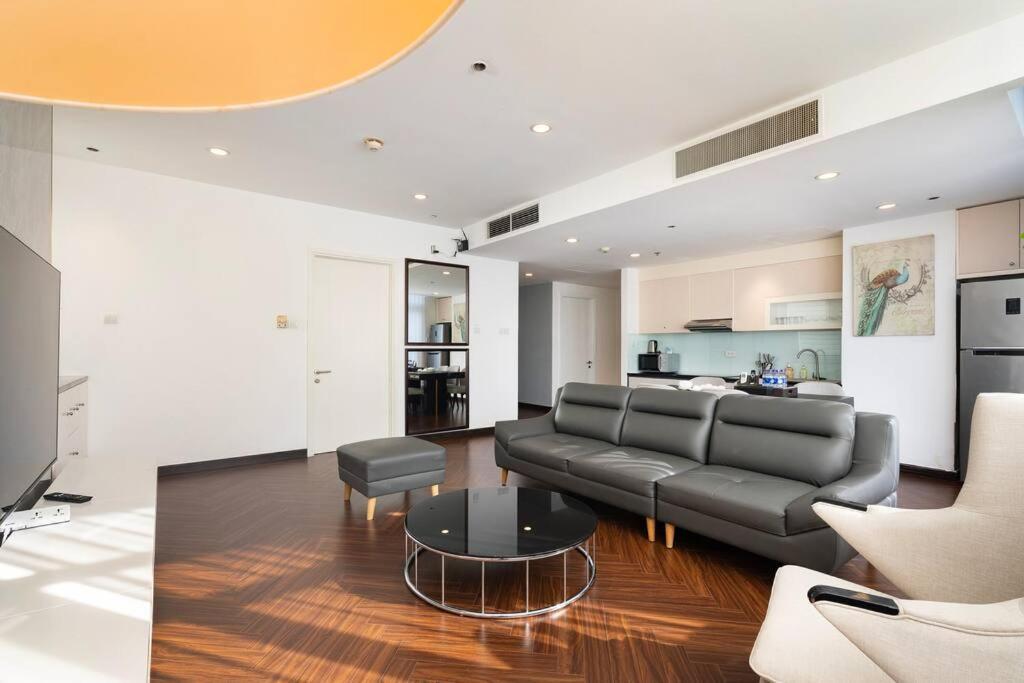 Căn hộ The Rixx Parkview Apartment@ D1/ben Thanh/pool/gym *